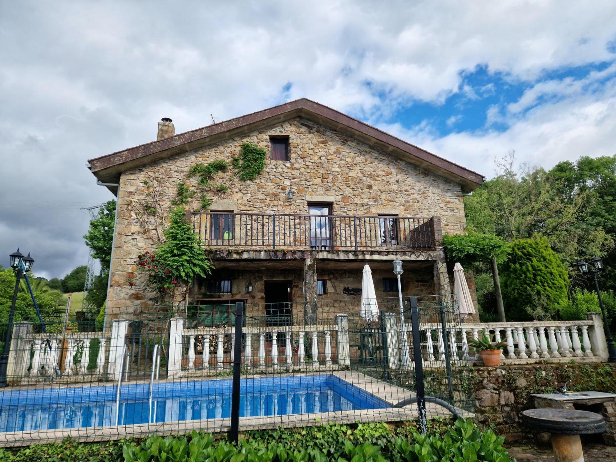 Casa Bezales En Ampuero Cantabria Exterior photo