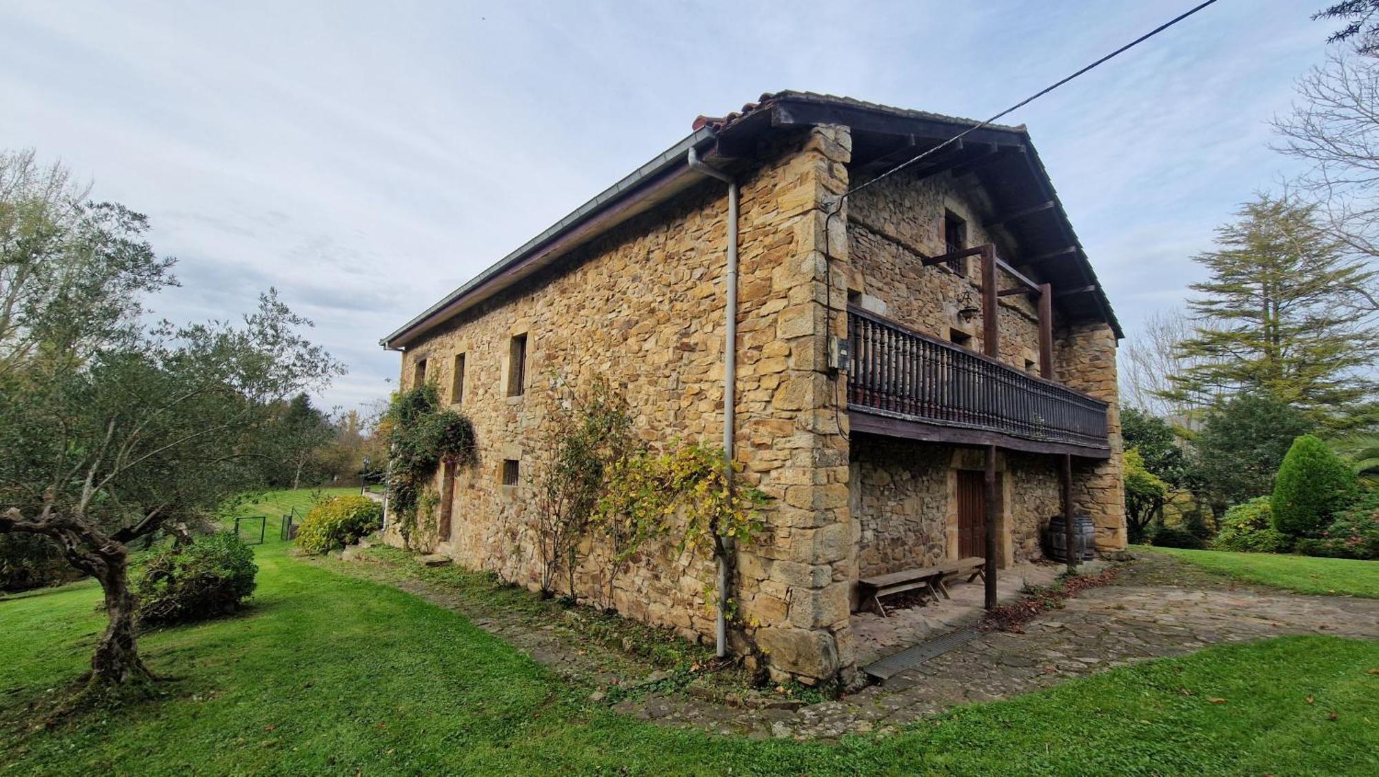 Casa Bezales En Ampuero Cantabria Exterior photo